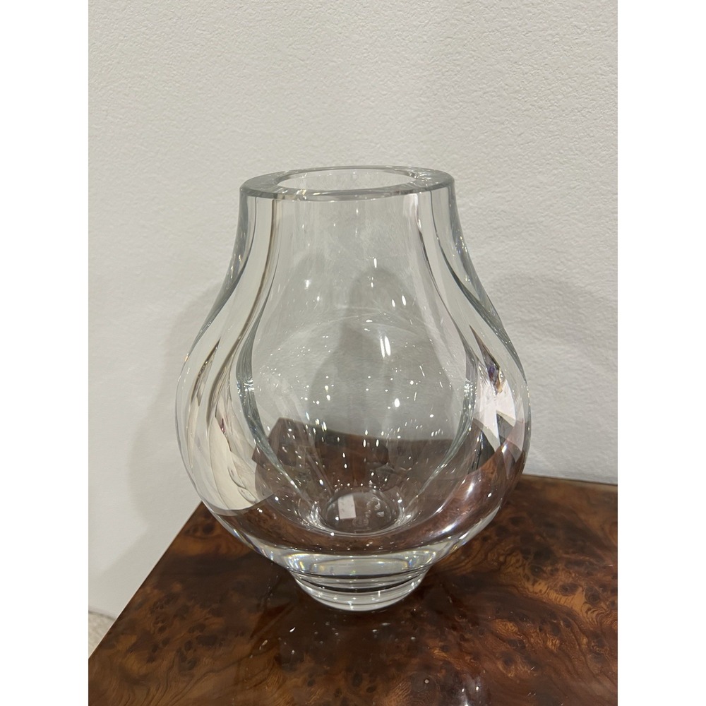 St. Louis Crystal France Heavy "Univers" 8" Vase MCM (E5)